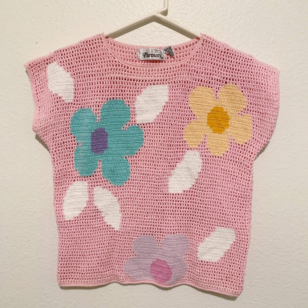 🏵️ Vintage Knit Flower Power Top 🏵️